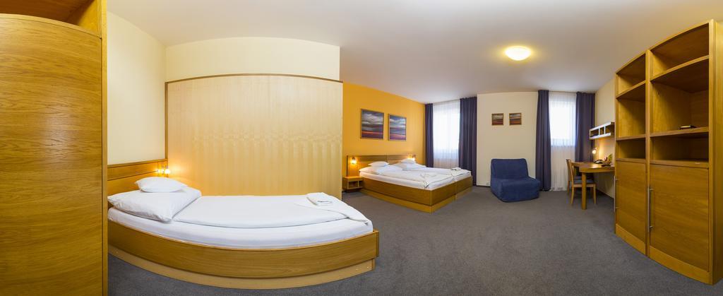 Hotel Trend Plzen Exterior photo