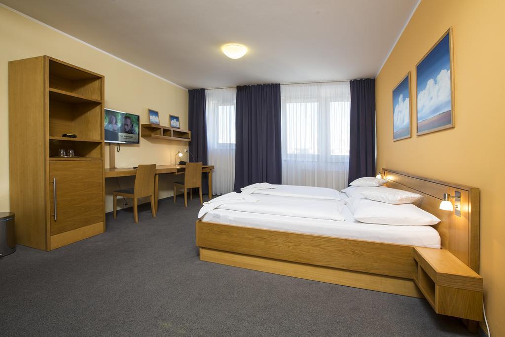 Hotel Trend Plzen Exterior photo