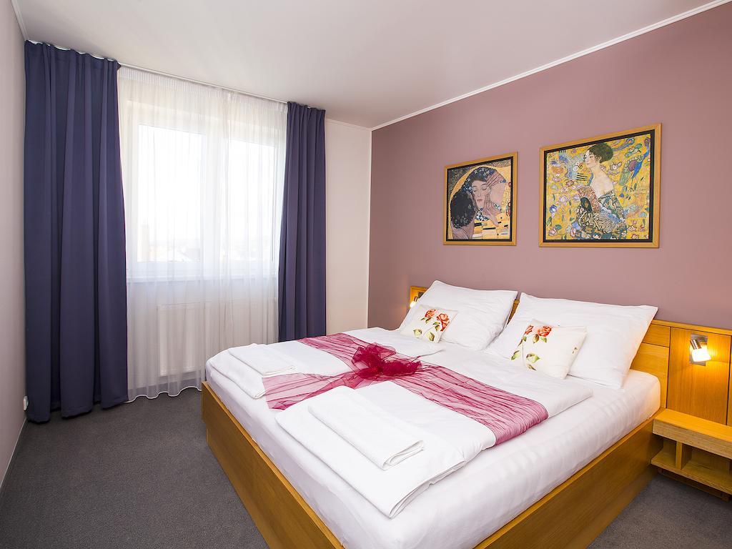 Hotel Trend Plzen Exterior photo