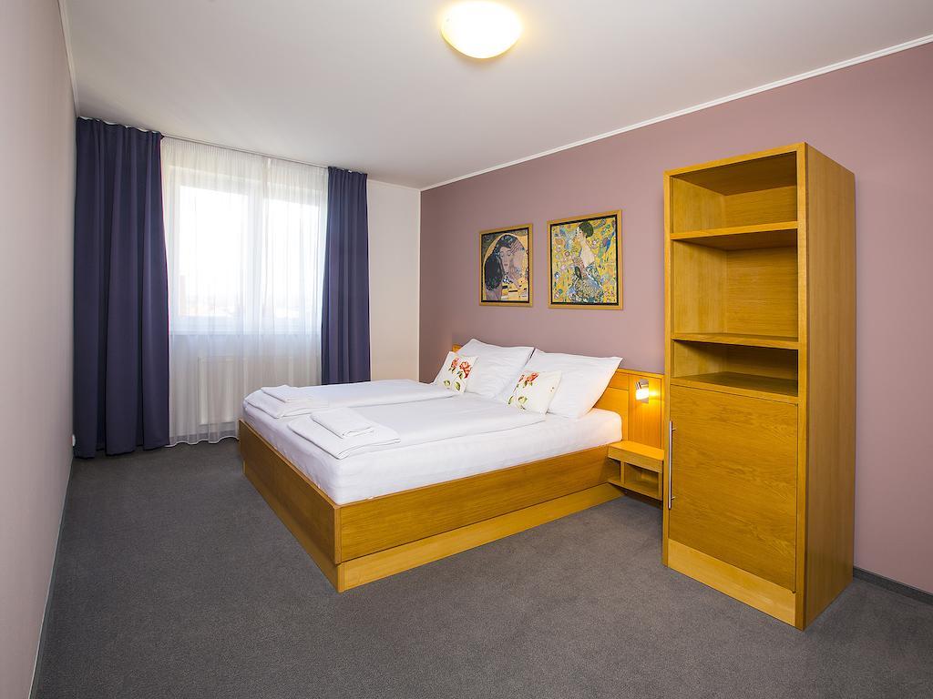 Hotel Trend Plzen Exterior photo