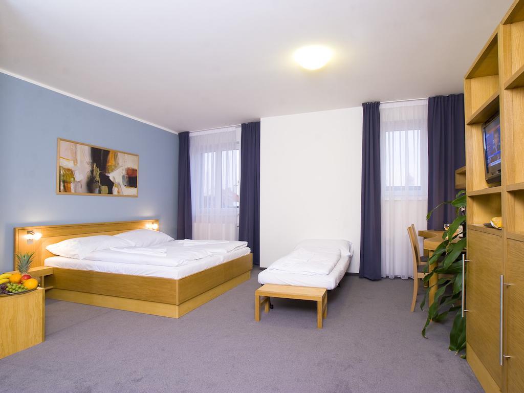 Hotel Trend Plzen Exterior photo
