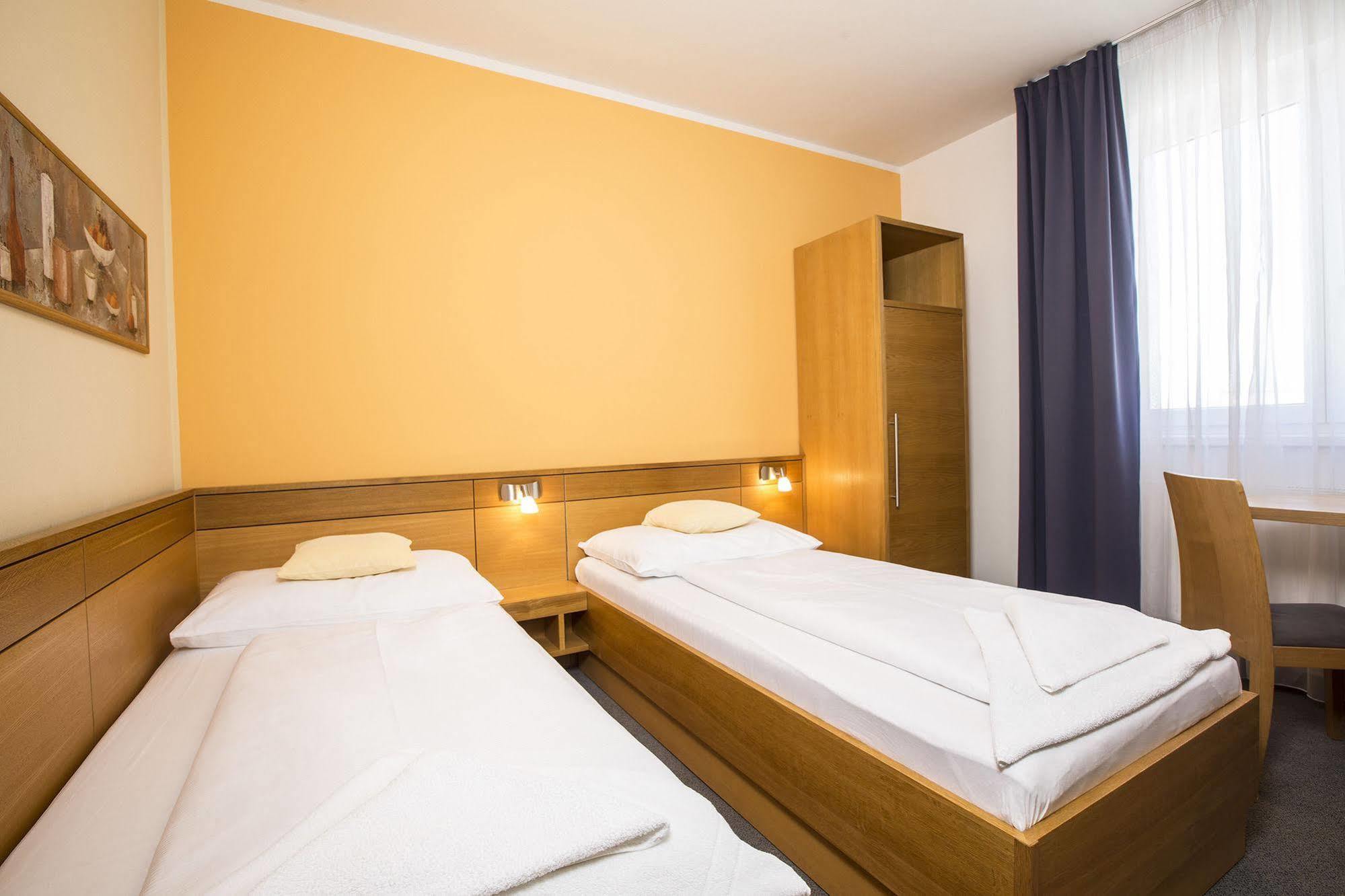 Hotel Trend Plzen Exterior photo