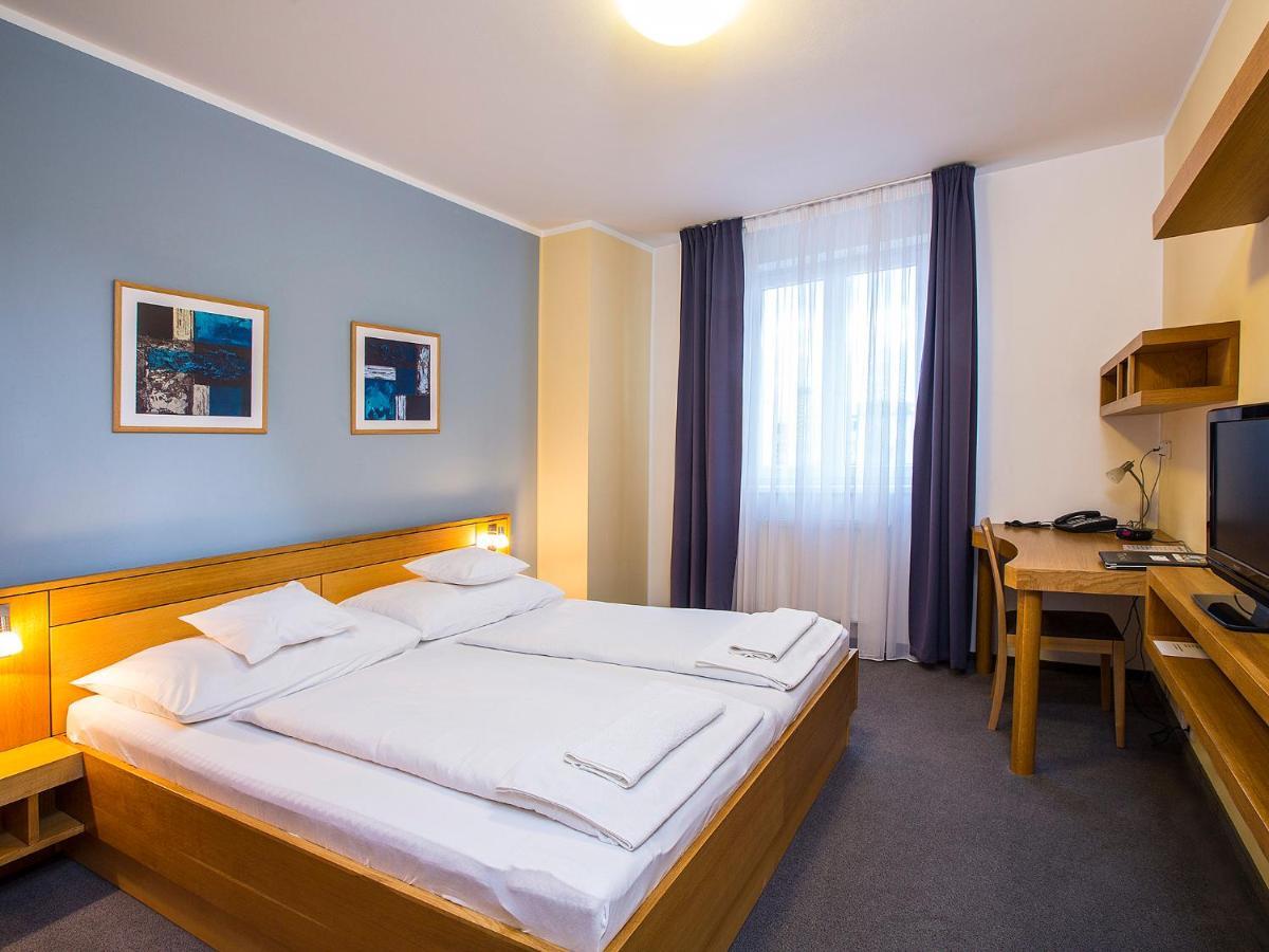 Hotel Trend Plzen Room photo
